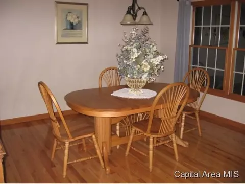 3909 Mapleshade, Springfield, IL 62712 photo 9