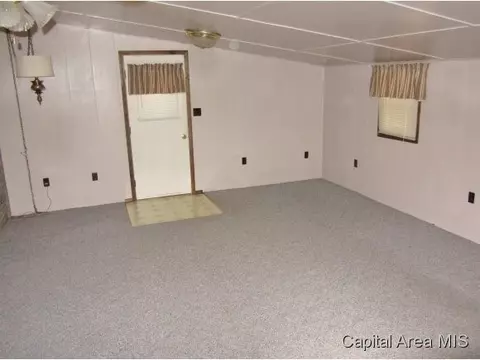 2529 Catalina, Springfield, IL 62702 photo 9