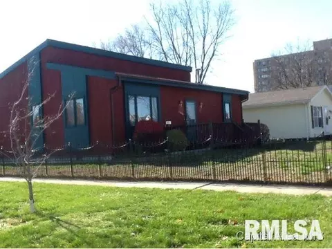 1330 E Washington St, Springfield, IL 62703 photo 1