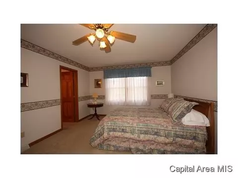 3125 Spring Mill Dr, Springfield, IL 62704 photo 6