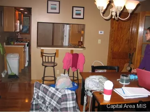 2045 S 06th, Springfield, IL 62703 photo 9