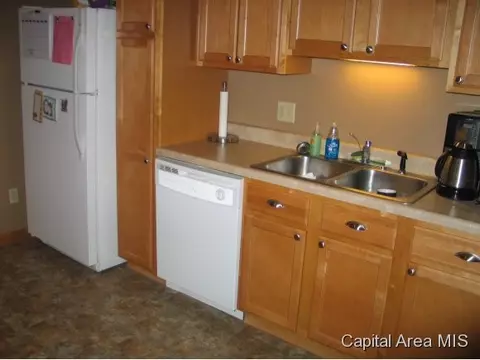 2045 S 06th, Springfield, IL 62703 photo 5