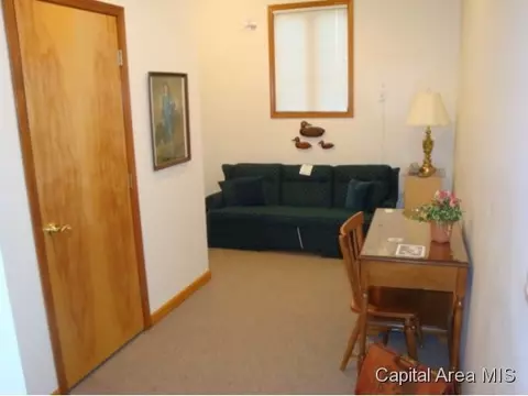 2400 Silver Mill Ct, Springfield, IL 62711 photo 13