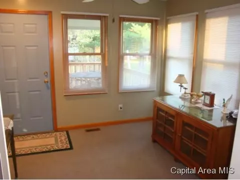 2400 Silver Mill Ct, Springfield, IL 62711 photo 8