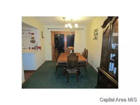 2336 Bates Ave, Springfield, IL 62704 photo 5