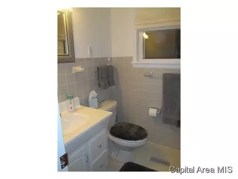 2336 Bates Ave, Springfield, IL 62704 photo 12