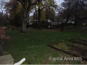2336 Bates Ave, Springfield, IL 62704 photo 2