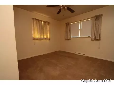 2416 Parkview, Springfield, IL 62704 photo 15