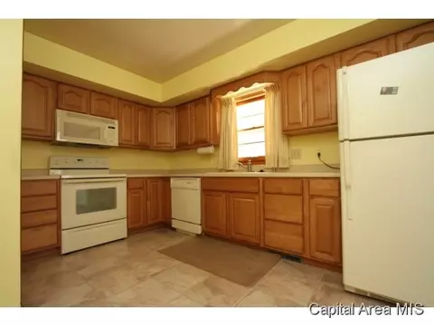 2416 Parkview, Springfield, IL 62704 photo 7