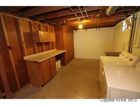 2416 Parkview, Springfield, IL 62704 photo 17