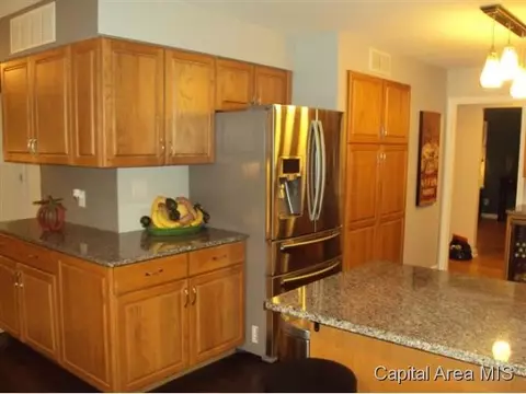 1837 S Walnut, Springfield, IL 62704 photo 5