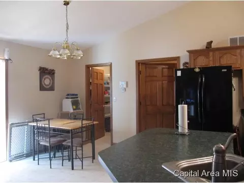 3009 Red Oak Ln, Springfield, IL 62712 photo 7
