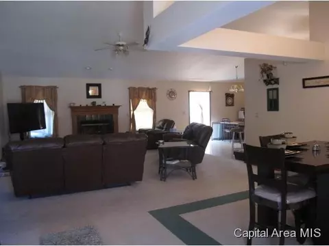 3009 Red Oak Ln, Springfield, IL 62712 photo 2