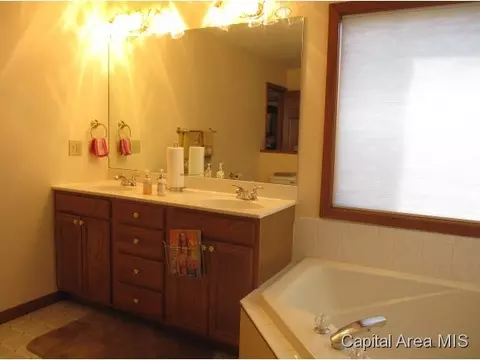 3009 Red Oak Ln, Springfield, IL 62712 photo 14