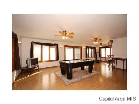 1646 Wildrose, Springfield, IL 62712 photo 3