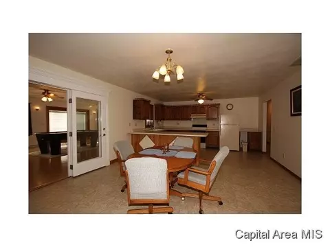 1646 Wildrose, Springfield, IL 62712 photo 5