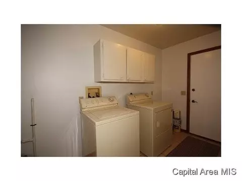 1646 Wildrose, Springfield, IL 62712 photo 9