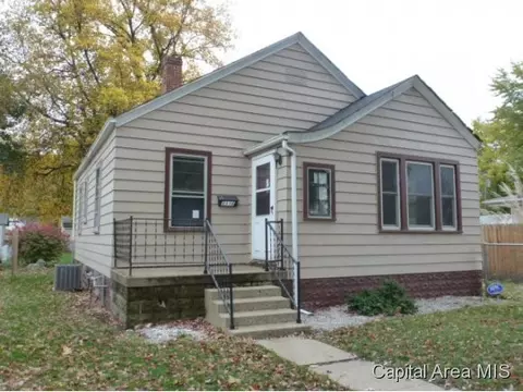 1116 N 13th, Springfield, IL 62702 photo 1