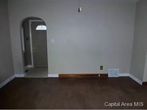 1116 N 13th, Springfield, IL 62702 photo 6