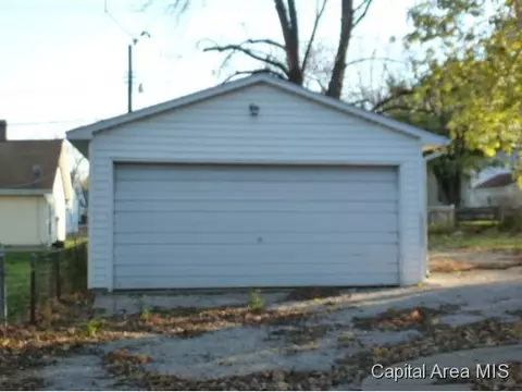 2341 Eldorado, Decatur, IL 62521 photo 3