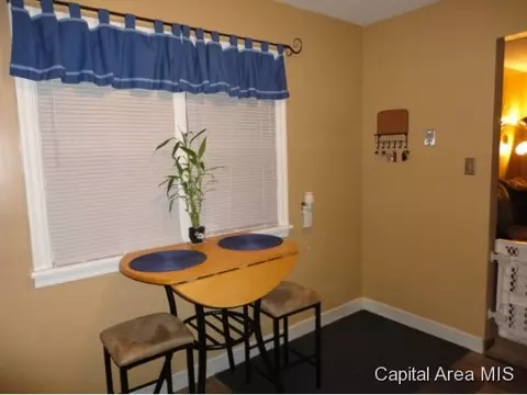 2122 S 9th, Springfield, IL 62703 photo 6