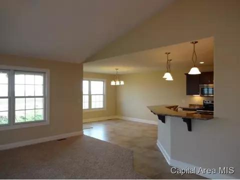 5524 Legacy Ln, Springfield, IL 62711 photo 4