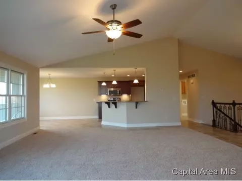 5524 Legacy Ln, Springfield, IL 62711 photo 3
