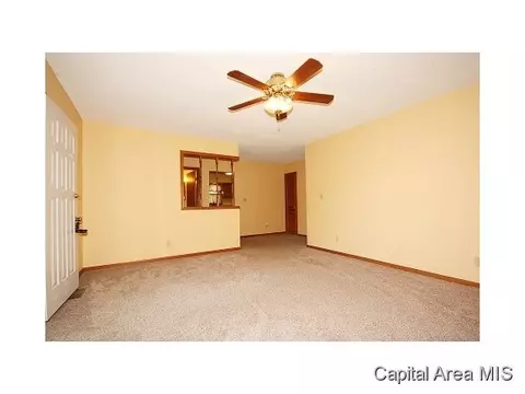 5144 Cockrell Ln, Springfield, IL 62711 photo 4