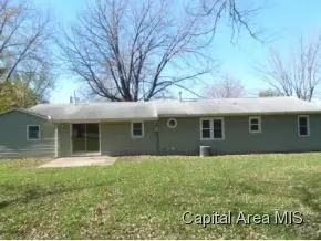 720 Haynes Dr, Decatur, IL 62521 photo 2
