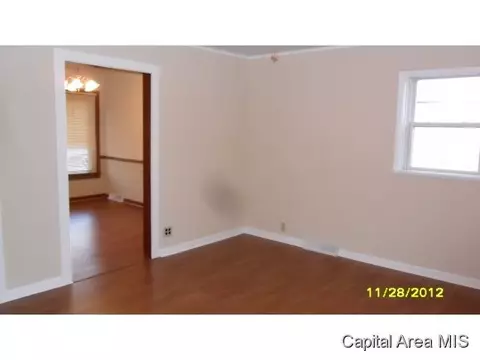 1530 W Iles, Springfield, IL 62704 photo 5