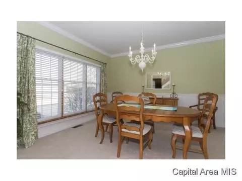 2304 Mariners Point Ln, Springfield, IL 62712 photo 12