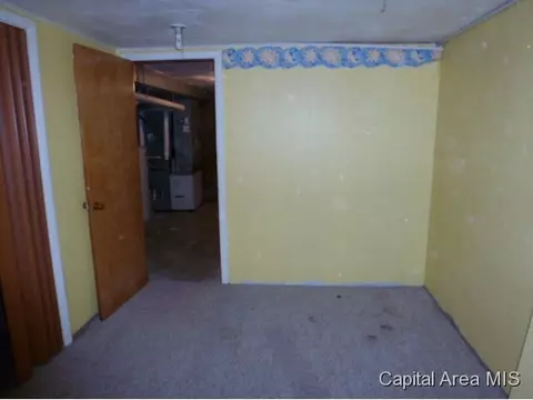 4747 E Glenmore Ct, Decatur, IL 62521 photo 13