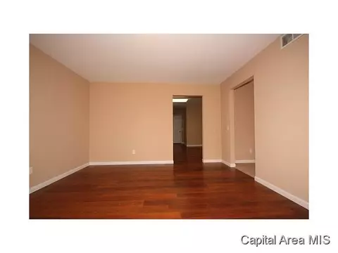 2112 Checkerberry Ln, Springfield, IL 62711 photo 7
