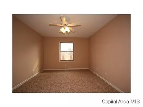 2112 Checkerberry Ln, Springfield, IL 62711 photo 17