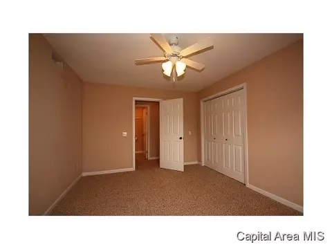 2112 Checkerberry Ln, Springfield, IL 62711 photo 16