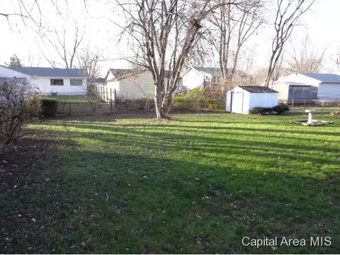 2031 Stonehenge, Springfield, IL 62702 photo 9