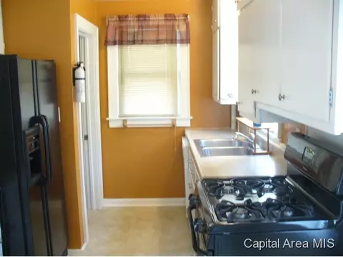 3325 S 5th, Springfield, IL 62703 photo 4