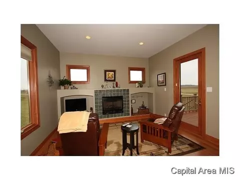 7727 W Outer Rd, Sherman, IL 62684 photo 6
