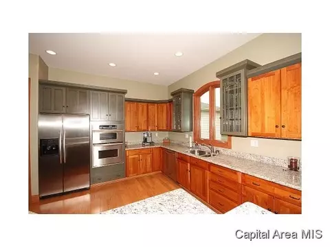 7727 W Outer Rd, Sherman, IL 62684 photo 8