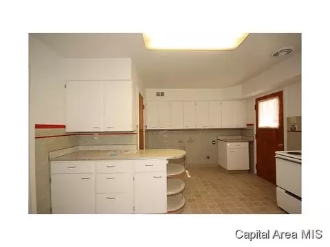 2108 Parkview Dr, Springfield, IL 62704 photo 8