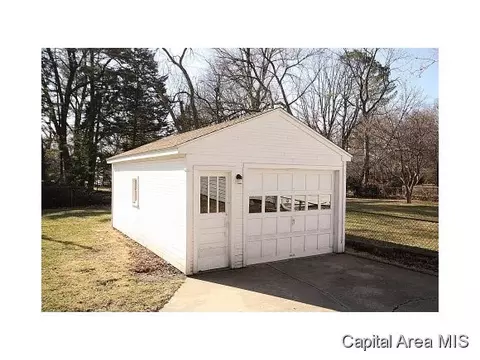 2108 Parkview Dr, Springfield, IL 62704 photo 18