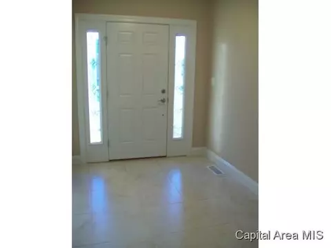 2317 Silver Stone Ct, Springfield, IL 62704 photo 3