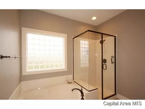 4413 Lynhurst Rd, Springfield, IL 62711 photo 18