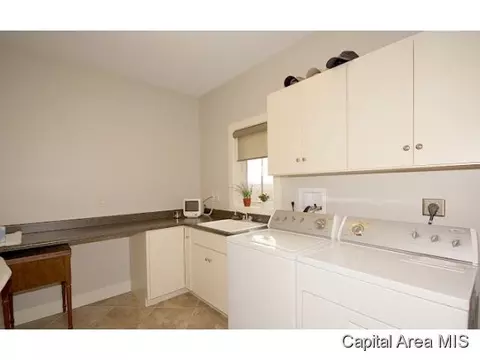 4413 Lynhurst Rd, Springfield, IL 62711 photo 9