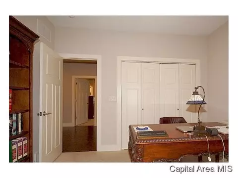 4413 Lynhurst Rd, Springfield, IL 62711 photo 10