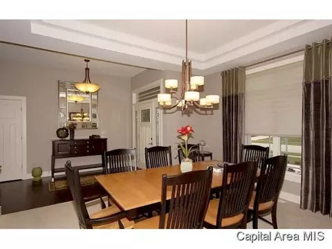 4413 Lynhurst Rd, Springfield, IL 62711 photo 5