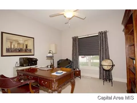 4413 Lynhurst Rd, Springfield, IL 62711 photo 11