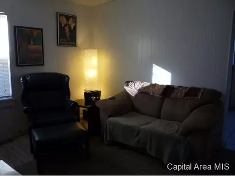 209 Eastman, Springfield, IL 62702 photo 3