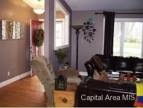 2620 Manchester, Springfield, IL 62704 photo 2