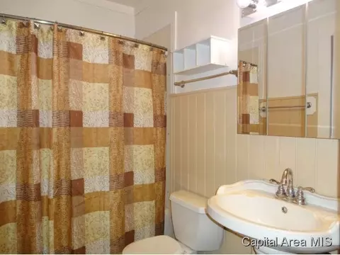 2056 S State, Springfield, IL 62704 photo 9
